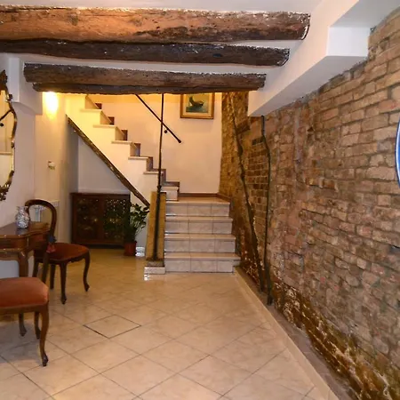 Classic House * البندقية