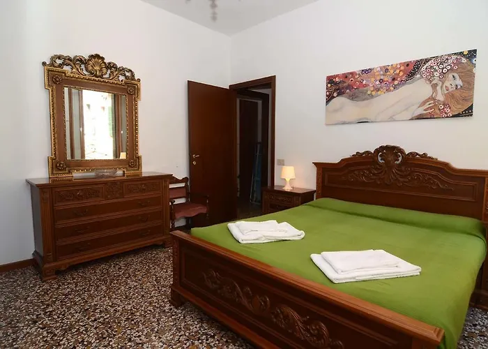 Classic House Apartamento Venecia